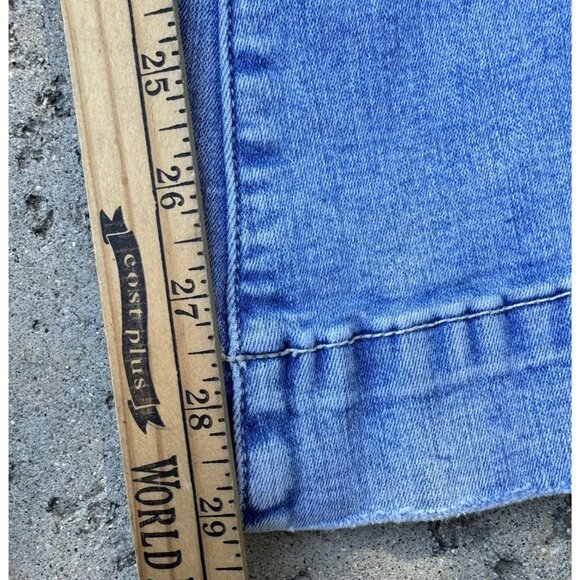 American Eagle Size 4 Festival Flare Light Wash Jeans Boho Hippy Skater Preppy - Picture 2 of 8